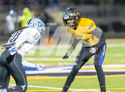 Thumbnail 3 in Eleanor Roosevelt @ Wise (MPSSAA 4A 2nd Round Playoff)  photogallery.
