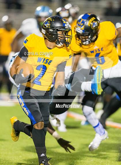 Thumbnail 1 in Eleanor Roosevelt @ Wise (MPSSAA 4A 2nd Round Playoff)  photogallery.