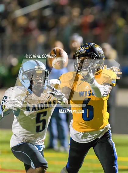 Thumbnail 2 in Eleanor Roosevelt @ Wise (MPSSAA 4A 2nd Round Playoff)  photogallery.