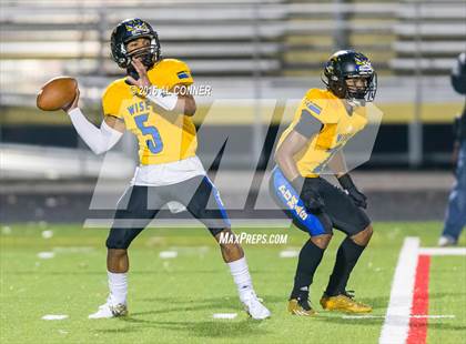 Thumbnail 3 in Eleanor Roosevelt @ Wise (MPSSAA 4A 2nd Round Playoff)  photogallery.