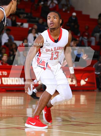 Thumbnail 2 in Narbonne vs. Redondo Union (Ryse Williams/Pac Shores Tournament) photogallery.
