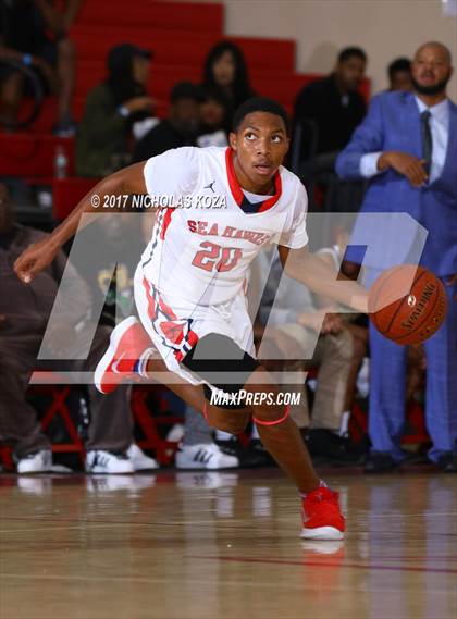 Thumbnail 2 in Narbonne vs. Redondo Union (Ryse Williams/Pac Shores Tournament) photogallery.