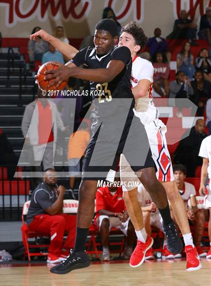 Thumbnail 1 in Narbonne vs. Redondo Union (Ryse Williams/Pac Shores Tournament) photogallery.