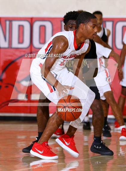 Thumbnail 3 in Narbonne vs. Redondo Union (Ryse Williams/Pac Shores Tournament) photogallery.