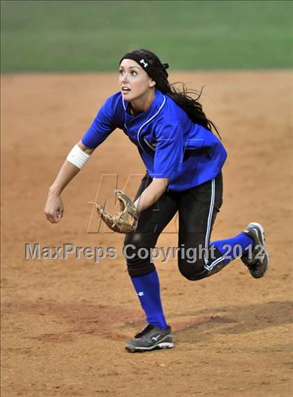 Thumbnail 1 in Norco vs. Santiago (CIF SS D1 Final) photogallery.