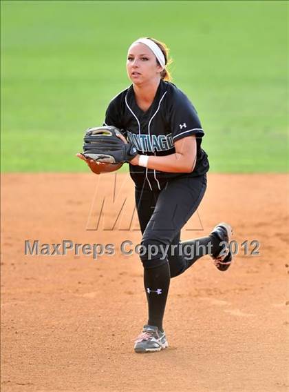 Thumbnail 3 in Norco vs. Santiago (CIF SS D1 Final) photogallery.