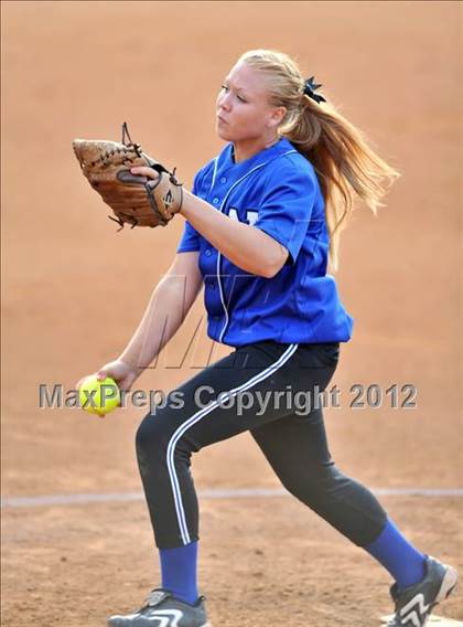 Thumbnail 3 in Norco vs. Santiago (CIF SS D1 Final) photogallery.