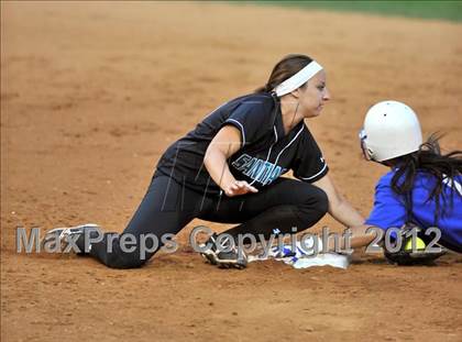 Thumbnail 2 in Norco vs. Santiago (CIF SS D1 Final) photogallery.