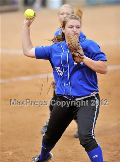 Thumbnail 1 in Norco vs. Santiago (CIF SS D1 Final) photogallery.