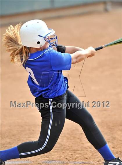 Thumbnail 3 in Norco vs. Santiago (CIF SS D1 Final) photogallery.