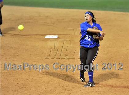 Thumbnail 2 in Norco vs. Santiago (CIF SS D1 Final) photogallery.