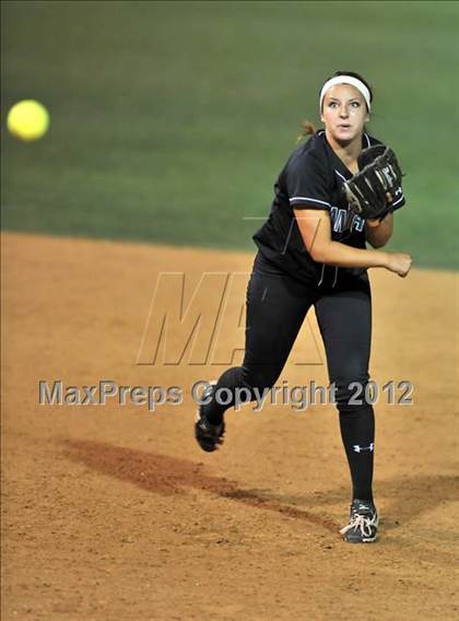 Thumbnail 1 in Norco vs. Santiago (CIF SS D1 Final) photogallery.