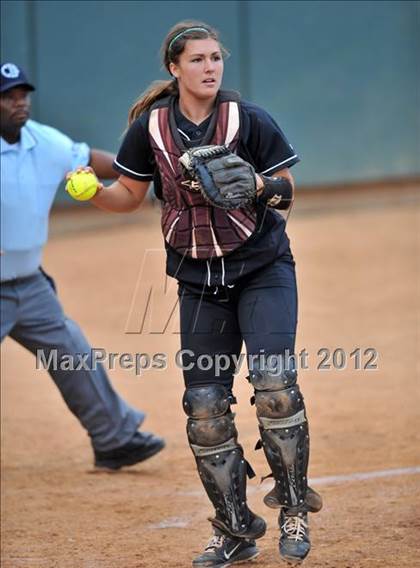 Thumbnail 1 in Norco vs. Santiago (CIF SS D1 Final) photogallery.