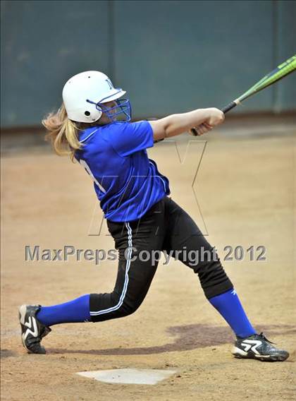 Thumbnail 2 in Norco vs. Santiago (CIF SS D1 Final) photogallery.