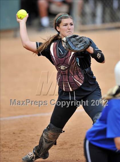 Thumbnail 3 in Norco vs. Santiago (CIF SS D1 Final) photogallery.