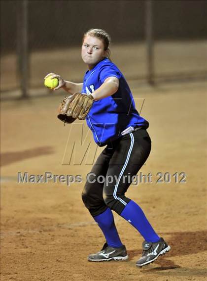 Thumbnail 3 in Norco vs. Santiago (CIF SS D1 Final) photogallery.