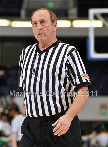 Thumbnail 2 in Etiwanda vs. Long Beach Poly (CIF SS Playoffs) photogallery.