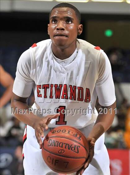 Thumbnail 3 in Etiwanda vs. Long Beach Poly (CIF SS Playoffs) photogallery.