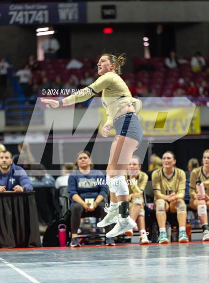 Thumbnail 1 in Shady Spring vs. Weir (WVSSAC Class AAA Quarterfinal) photogallery.