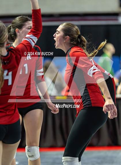 Thumbnail 3 in Shady Spring vs. Weir (WVSSAC Class AAA Quarterfinal) photogallery.