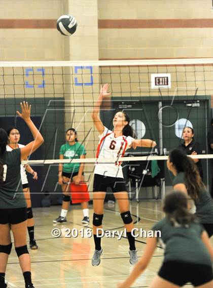 Thumbnail 2 in Mayfield @ Monrovia photogallery.
