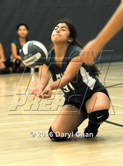 Thumbnail 1 in Mayfield @ Monrovia photogallery.
