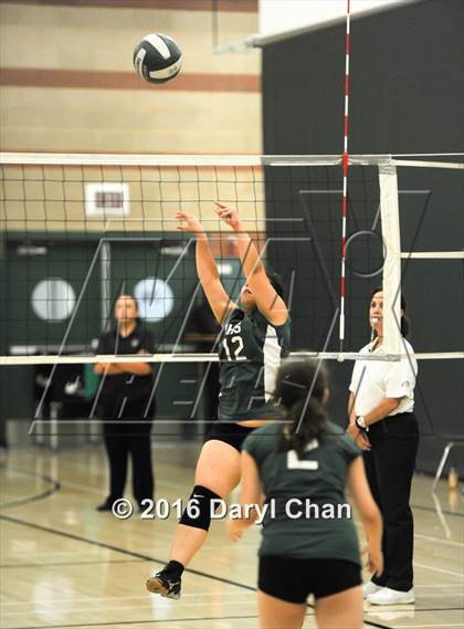 Thumbnail 3 in Mayfield @ Monrovia photogallery.