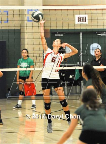 Thumbnail 1 in Mayfield @ Monrovia photogallery.