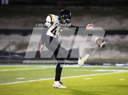 Thumbnail 3 in Texas Wind vs. Fort Bend Chargers HomeSchool (TAIAO Division 1 Semifinal) photogallery.