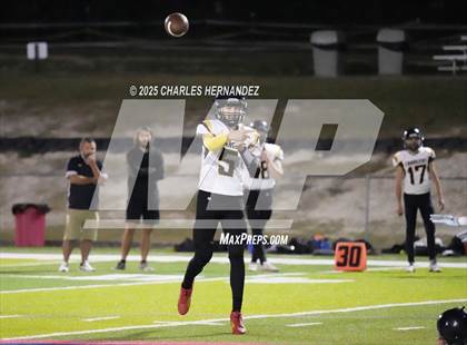 Thumbnail 2 in Texas Wind vs. Fort Bend Chargers HomeSchool (TAIAO Division 1 Semifinal) photogallery.