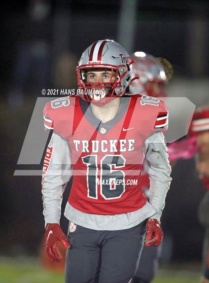 Thumbnail 1 in Fernley @ Truckee (NIAA 3A Northern Playoff) photogallery.