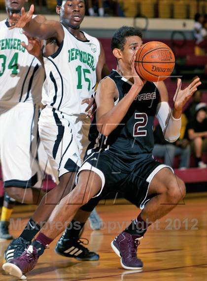 Thumbnail 3 in Green Country HomeSchool vs. Sunrise Christian Academy (Fantasy of Lights) photogallery.