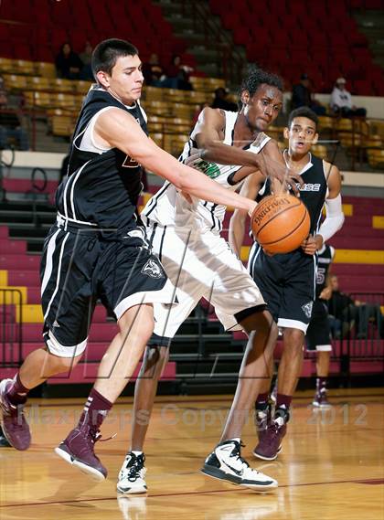 Thumbnail 2 in Green Country HomeSchool vs. Sunrise Christian Academy (Fantasy of Lights) photogallery.