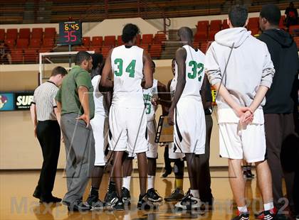 Thumbnail 1 in Green Country HomeSchool vs. Sunrise Christian Academy (Fantasy of Lights) photogallery.
