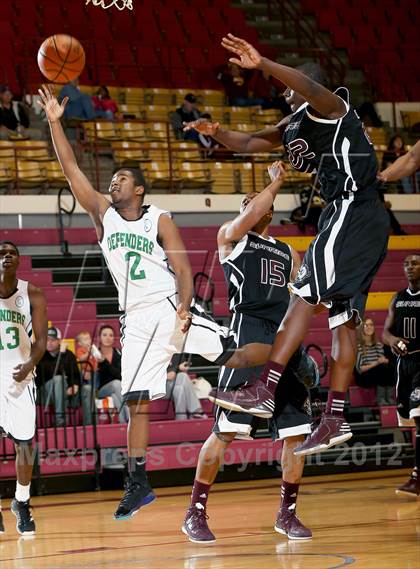 Thumbnail 1 in Green Country HomeSchool vs. Sunrise Christian Academy (Fantasy of Lights) photogallery.