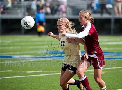Thumbnail 3 in Davis vs Viewmont (Utah 5A Semifinal) photogallery.