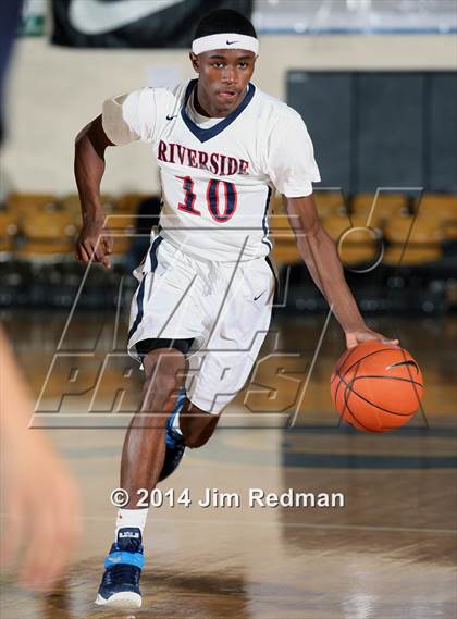 Thumbnail 2 in Florida Air Academy vs. Webster Groves (City of Palms Classic) photogallery.