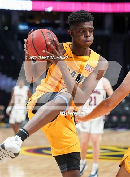 Thumbnail 3 in Green Mountain vs. Dakota Ridge @ Pepsi Center photogallery.