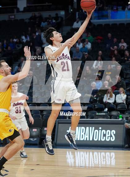 Thumbnail 2 in Green Mountain vs. Dakota Ridge @ Pepsi Center photogallery.