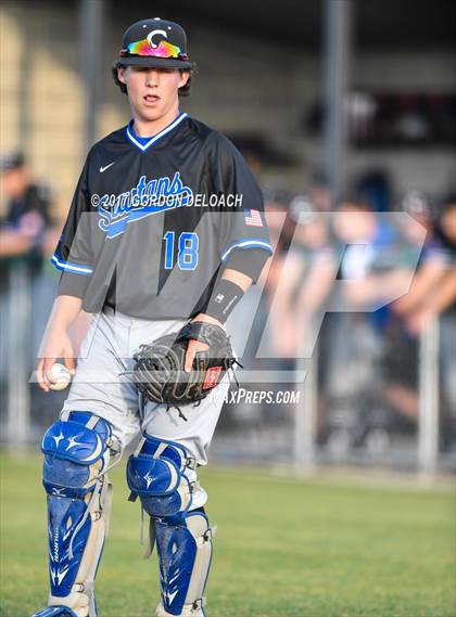 Thumbnail 2 in Centennial vs. Wilson (UIL 5A Bi-District Playoff) photogallery.