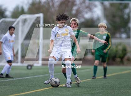 Thumbnail 3 in El Toro vs. Edison (Hawks Invitational Tournament) photogallery.
