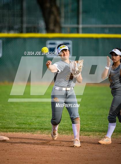 Thumbnail 2 in Salpointe Catholic @ Cienega photogallery.
