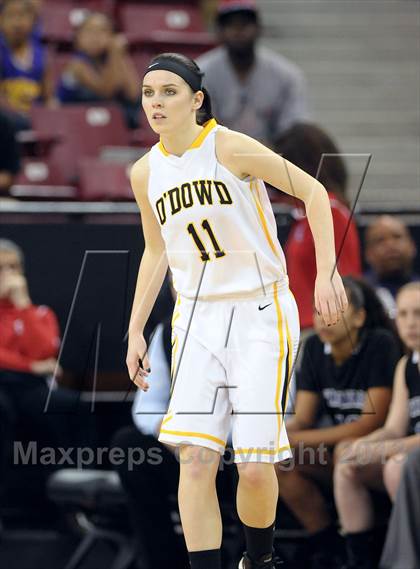 Thumbnail 2 in Windward vs. Bishop O'Dowd (CIF State Open Division Final) photogallery.