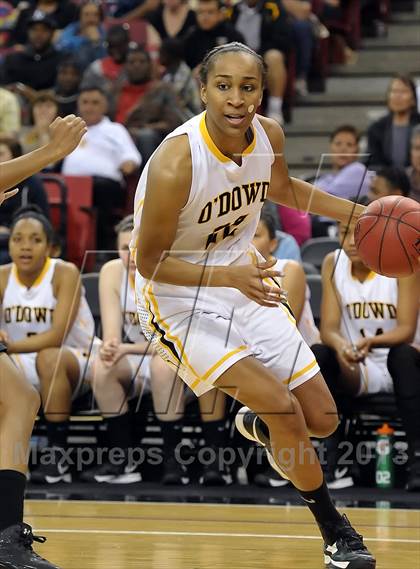 Thumbnail 2 in Windward vs. Bishop O'Dowd (CIF State Open Division Final) photogallery.