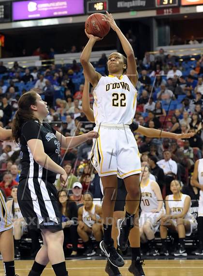 Thumbnail 3 in Windward vs. Bishop O'Dowd (CIF State Open Division Final) photogallery.