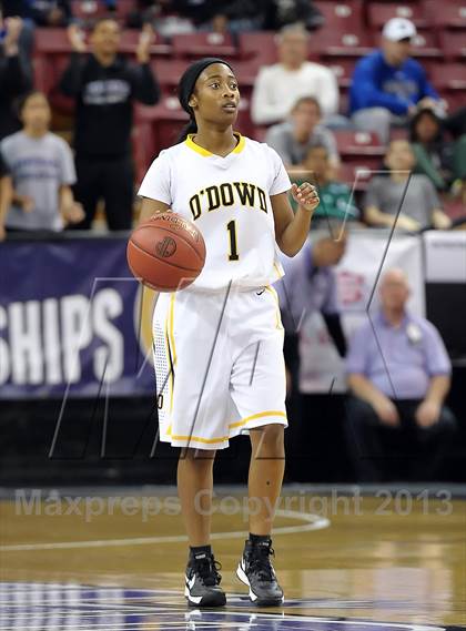 Thumbnail 2 in Windward vs. Bishop O'Dowd (CIF State Open Division Final) photogallery.