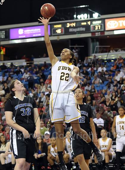 Thumbnail 1 in Windward vs. Bishop O'Dowd (CIF State Open Division Final) photogallery.