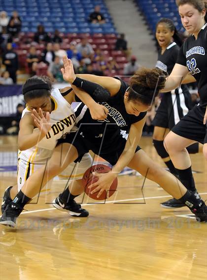 Thumbnail 3 in Windward vs. Bishop O'Dowd (CIF State Open Division Final) photogallery.
