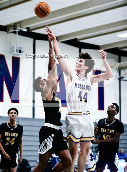 Thumbnail 3 in King/Drew vs Muir (21st Annual Rose City Roundball Classic) photogallery.