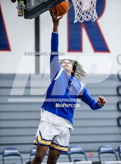 Thumbnail 2 in King/Drew vs Muir (21st Annual Rose City Roundball Classic) photogallery.